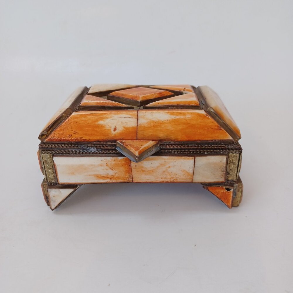 Vintage Moroccan‎ Camel Bone & Brass Inlaid Trinket Jewelry Box Felt Lined